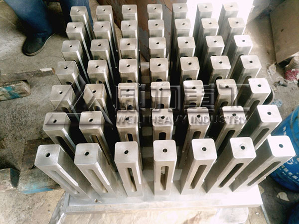 鱼饵液压机使用模具