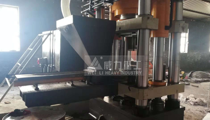 耐火砖成型液压机自动送料装置