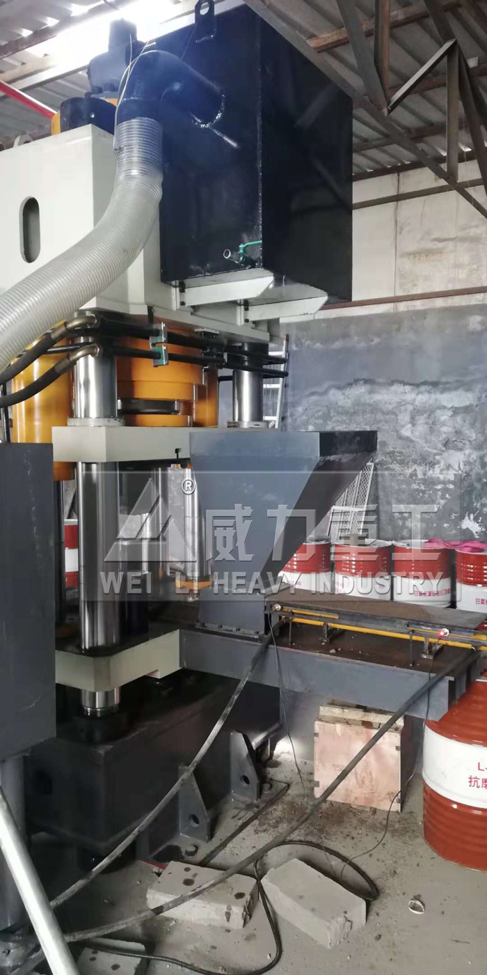 压砖液压机传动装置